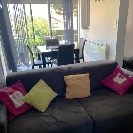 T3 Au Cap D'agde Avec Parking, A 10 Min Du Port Et 15 Min De La - Fr-1-749-9 דירה *